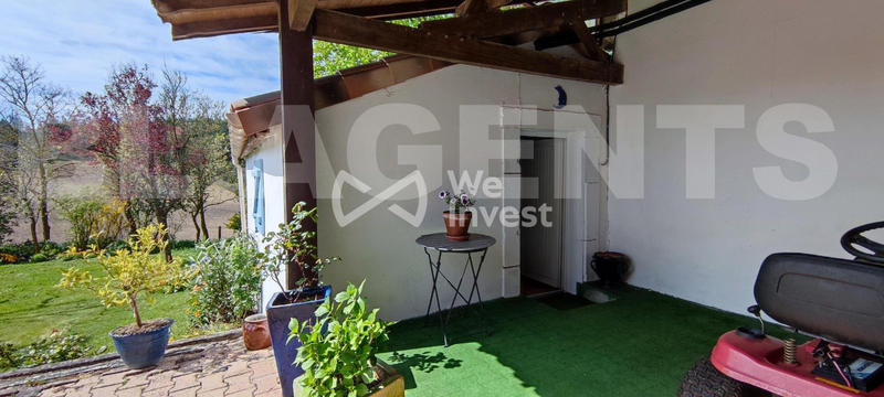 Maison - 273 m² - 10 pièces