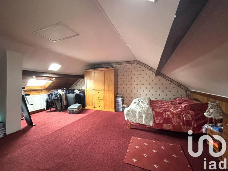 Maison - 166 m² - 7 pièces