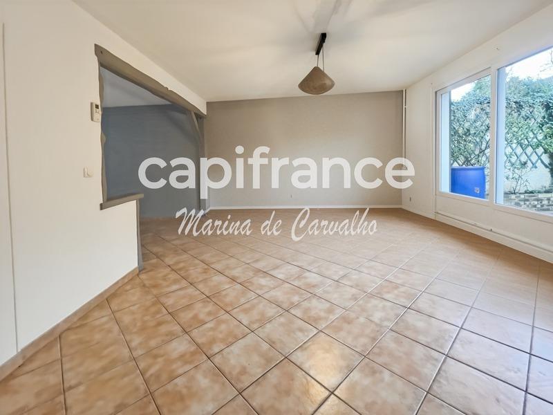 Maison - 93 m² - 4 pièces