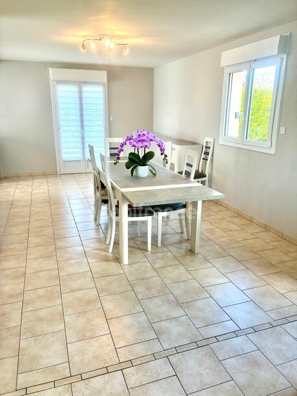 Maison - 167 m² - 7 pièces