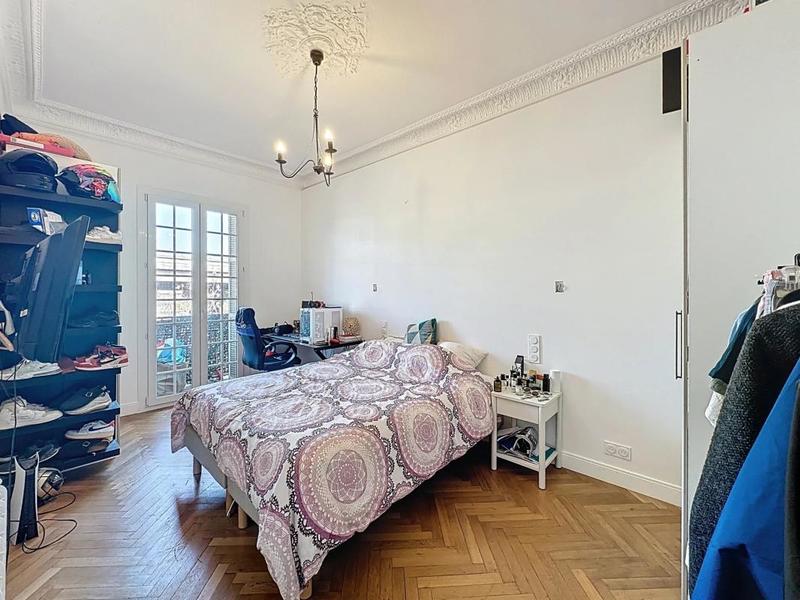 Appartement - 123 m² - 5 pièces