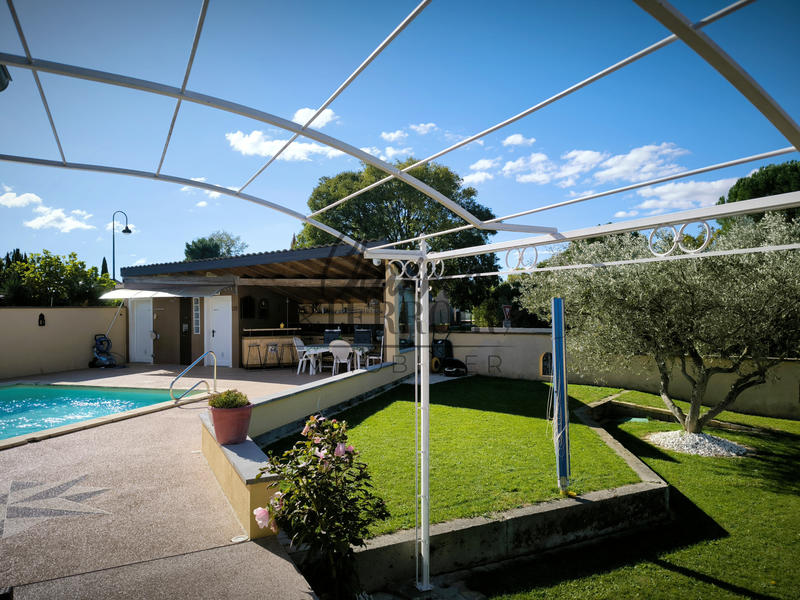 Villa - 170 m² - 9 pièces