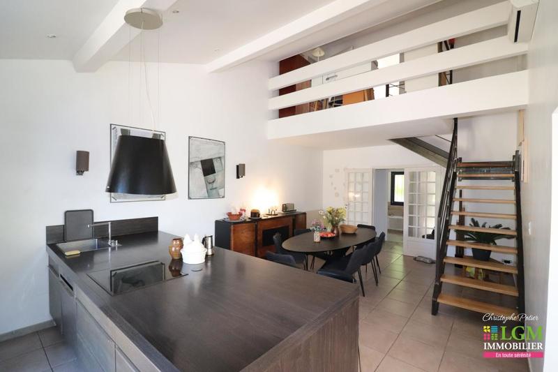 Villa - 188 m² - 6 pièces