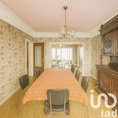 Maison - 111 m² - 6 pièces