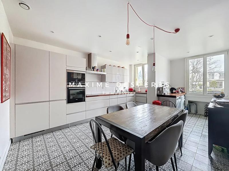 Appartement - 130 m² - 6 pièces