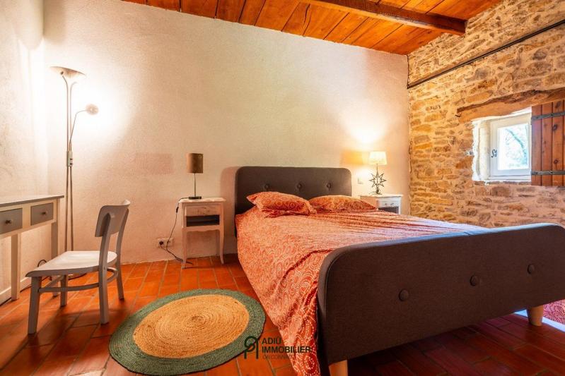 Propriété - 406 m² - 9 pièces