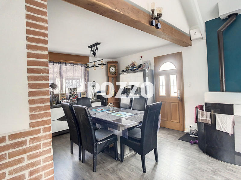 Maison - 92 m² - 5 pièces