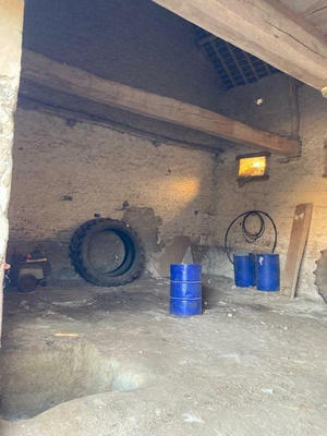 Parking / Garage - 103 m²