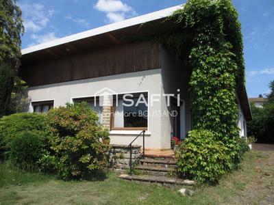 Maison - 97 m² - 4 pièces