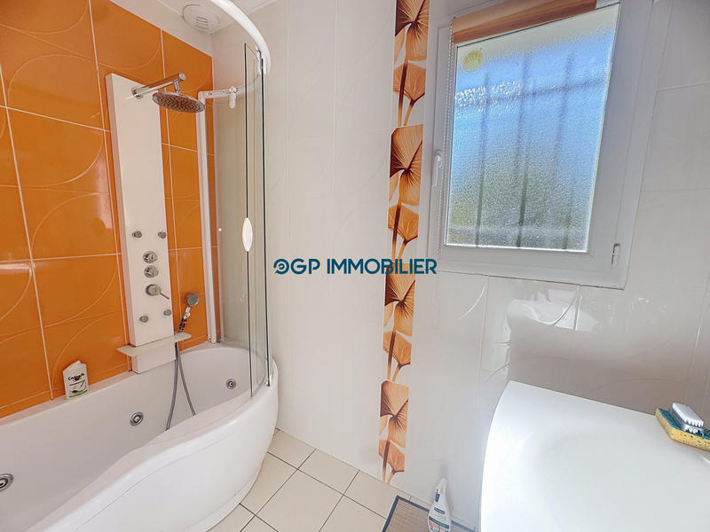 Maison - 147 m² - 6 pièces