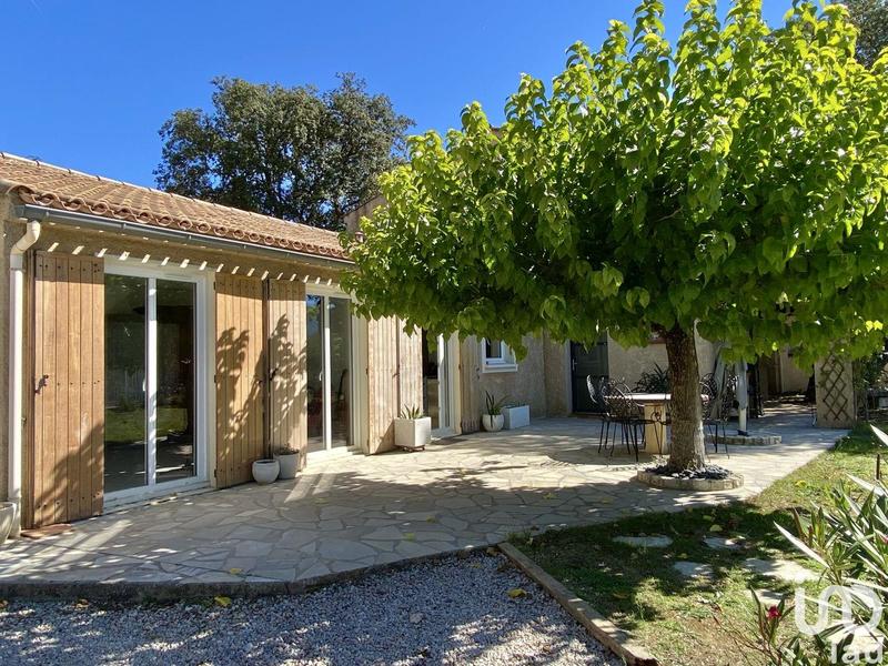 Maison - 186 m² - 5 pièces