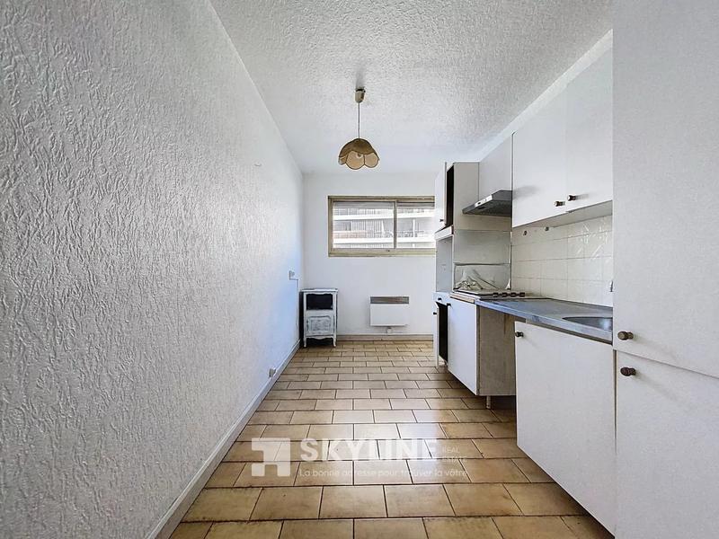 Appartement - 97 m² - 4 pièces