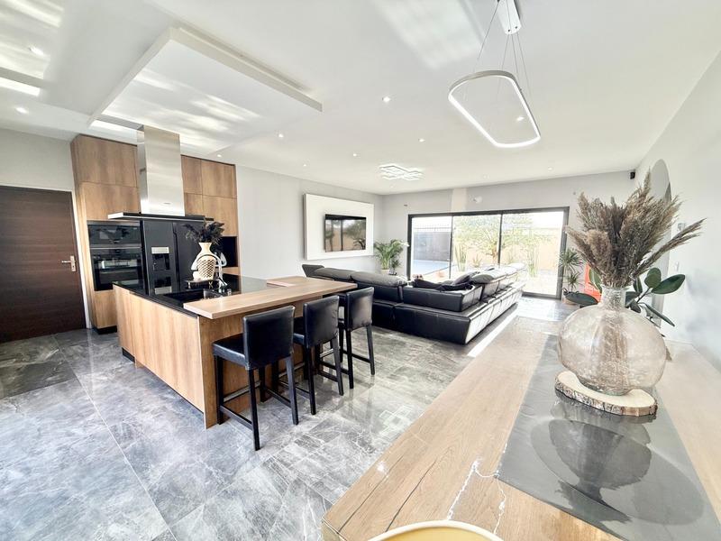 Maison - 193 m² - 7 pièces