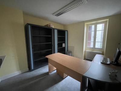 Local commercial - 210 m² - 10 pièces