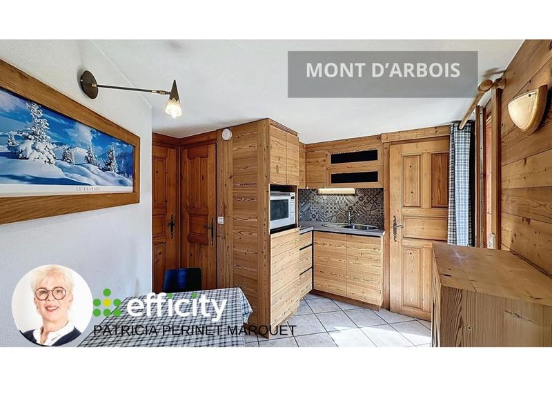 Châlet - 243 m² - 12 pièces