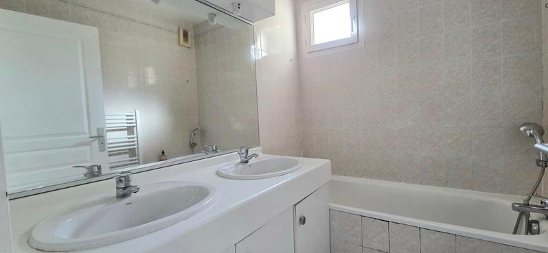 Appartement - 85 m² - 4 pièces