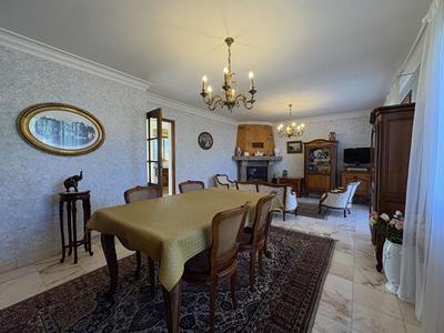 Maison - 83 m² - 5 pièces