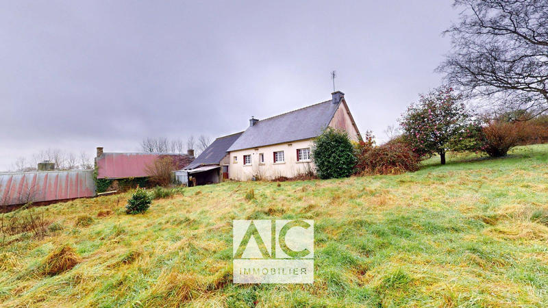 Maison - 102 m² - 5 pièces