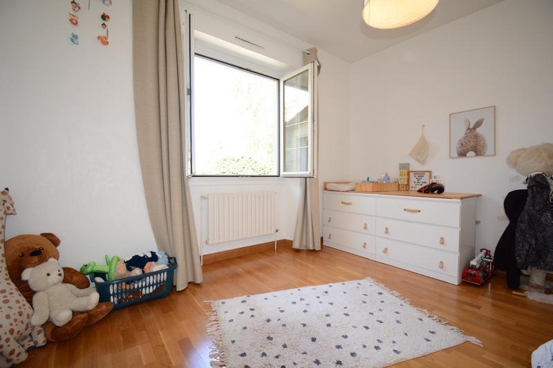 Maison - 221 m² - 7 pièces