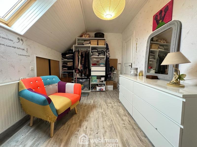 Maison - 187 m² - 8 pièces