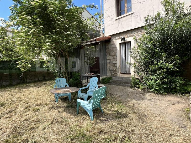 Villa - 170 m² - 10 pièces