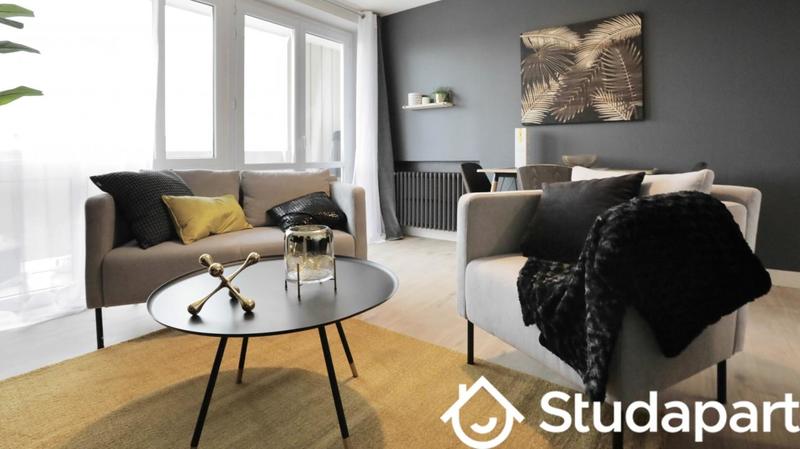 Chambre - 10 m² - 1 pièce