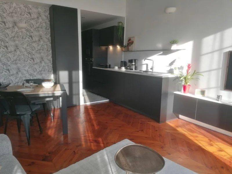 Appartement - 56 m² - 2 pièces