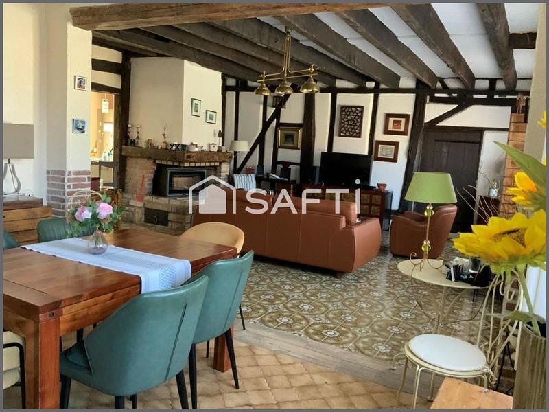 Maison - 230 m² - 8 pièces