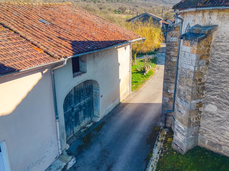 Grange - 76 m² - 1 pièce