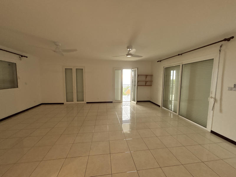 Maison - 94 m² - 3 pièces