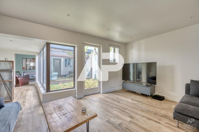 Maison - 150 m² - 5 pièces