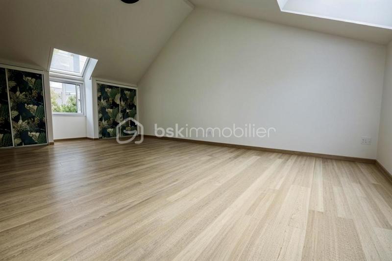 Maison - 144 m² - 7 pièces