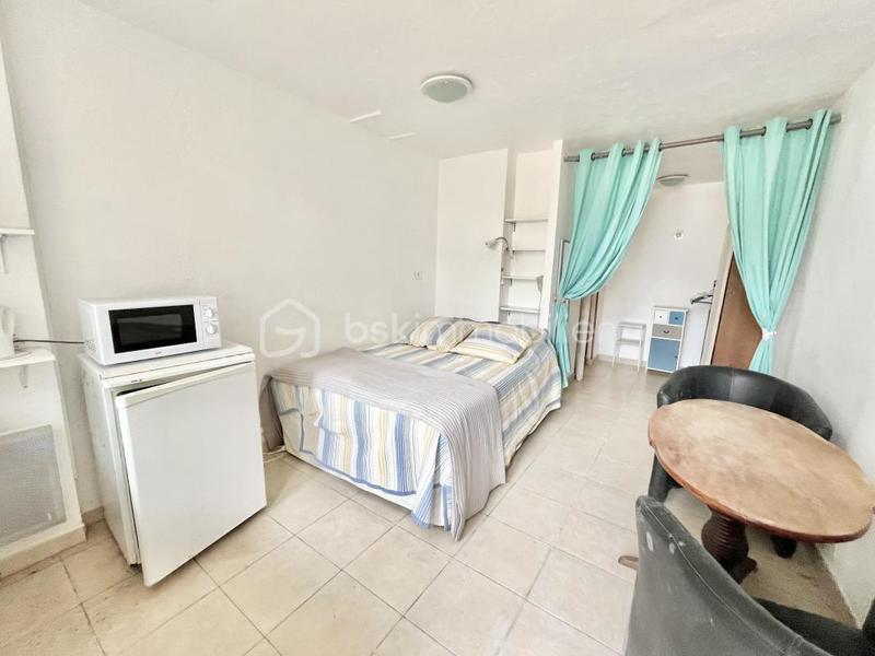 Immeuble - 348 m² - 11 pièces