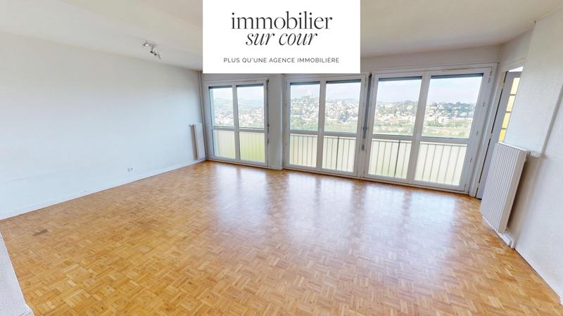 Appartement - 83 m² - 4 pièces