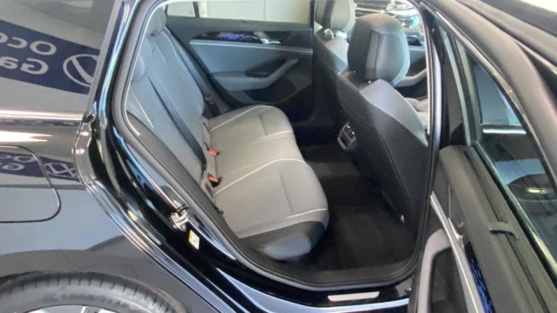 Volkswagen Passat 1.5 eTSI Opf 150 Dsg7 Elegance