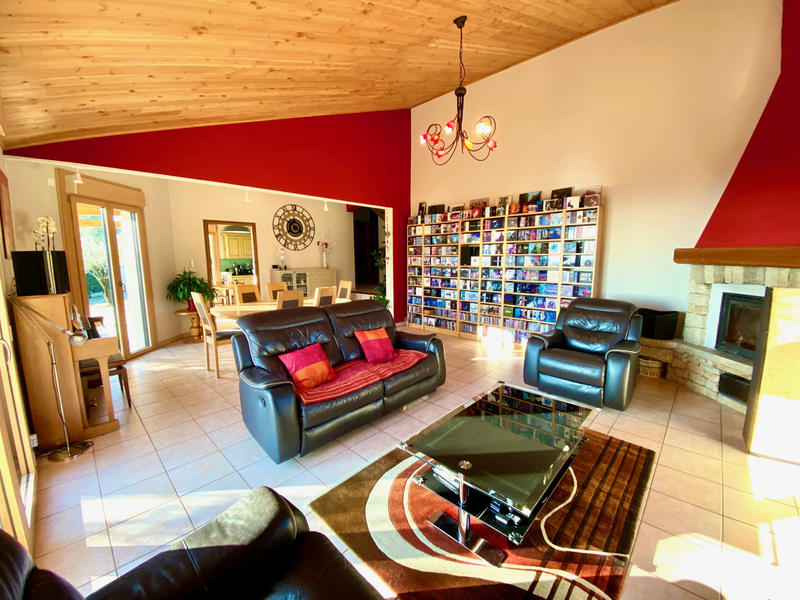 Maison - 133 m² - 9 pièces