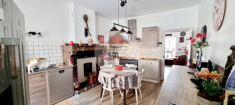 Maison ancienne - 305 m² - 9 pièces