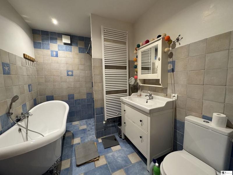 Maison de ville - 230 m² - 11 pièces