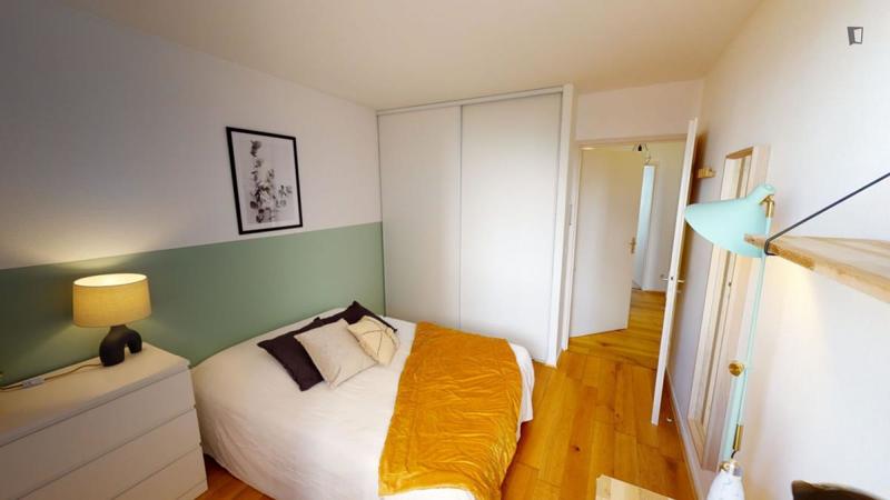 Chambre - 10 m² - 4 pièces