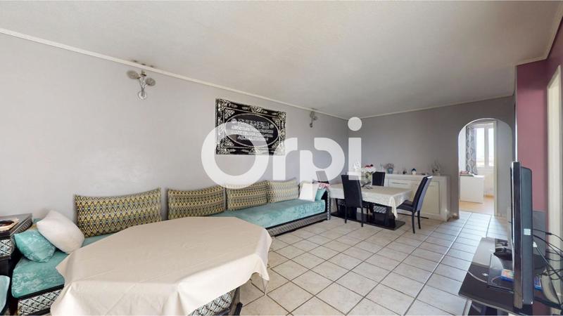 Appartement - 82 m² - 4 pièces