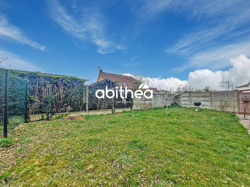 Maison - 95 m² - 4 pièces