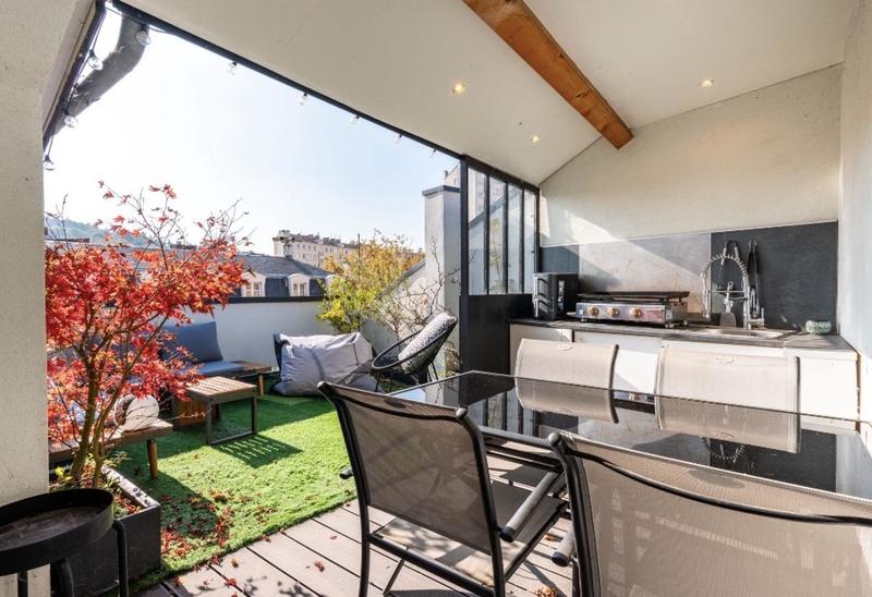 Appartement - 80 m² - 3 pièces