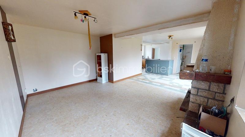 Maison - 213 m² - 9 pièces