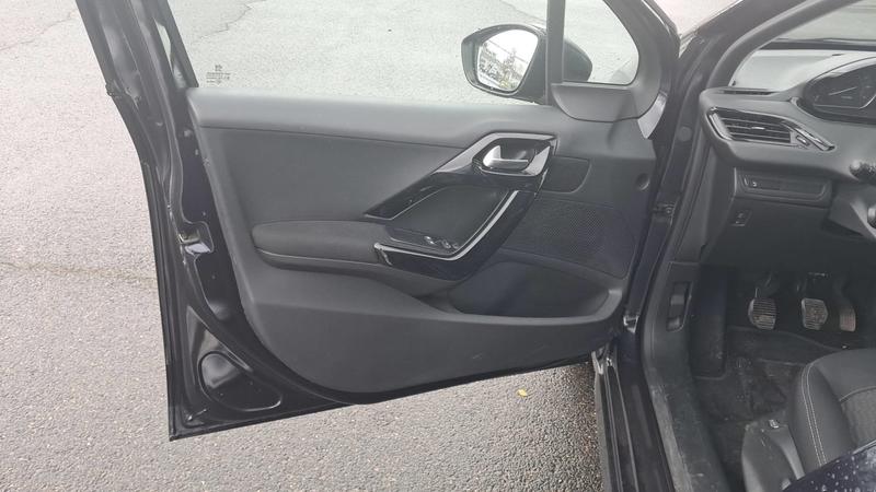 Peugeot 208 1.2 PureTech 82 Allure