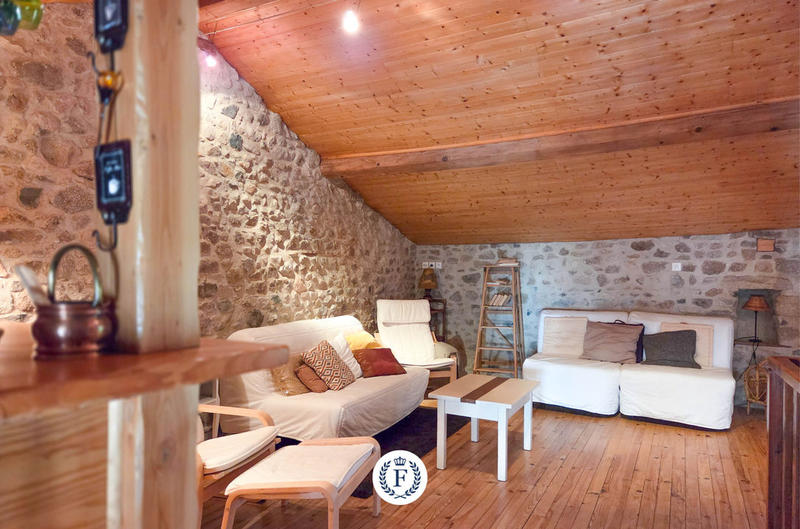 Maison de village - 163 m² - 7 pièces