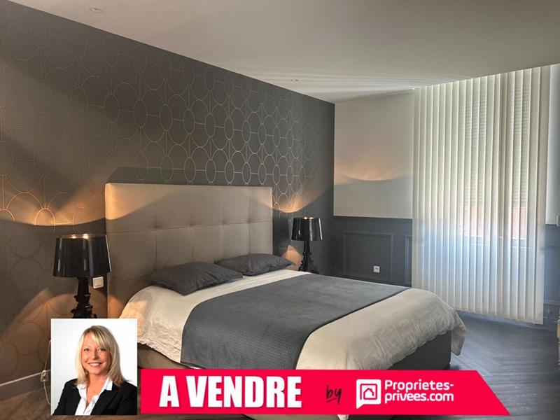 Maison - 250 m² - 7 pièces