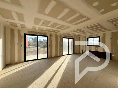 Maison - 104 m² - 5 pièces