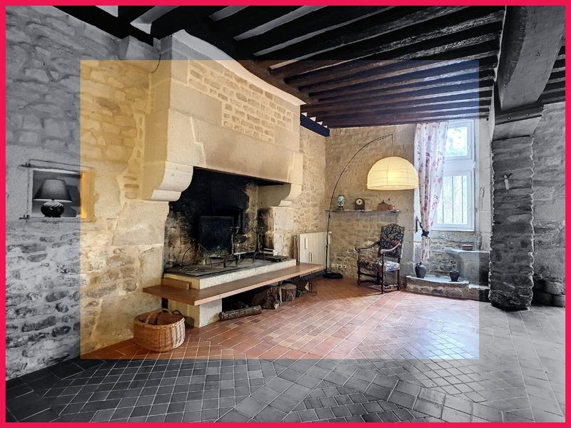 Maison - 340 m² - 10 pièces