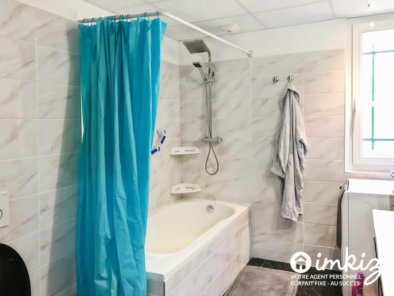 Maison - 166 m² - 6 pièces