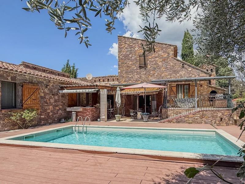 Maison - 158 m² - 5 pièces